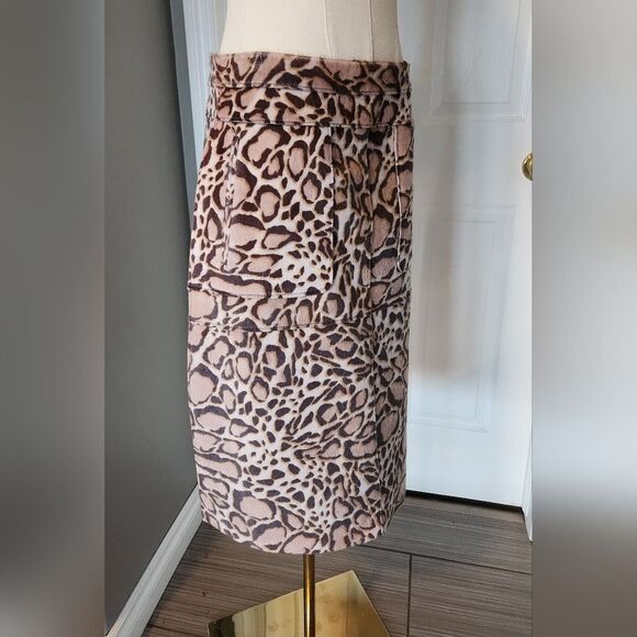 NWOTโBCBG Max Azria leopard print skirt - Picture 6 of 10
